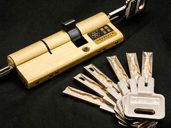 迪庆24小时上门开锁公司