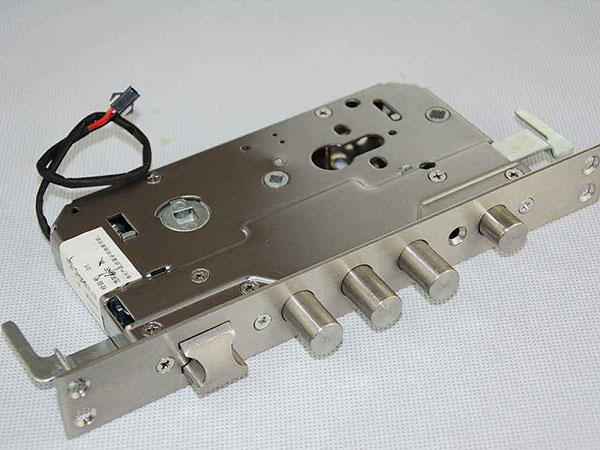 迪庆24小时上门开锁公司